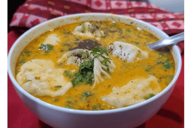 Chicken Momo Jhol